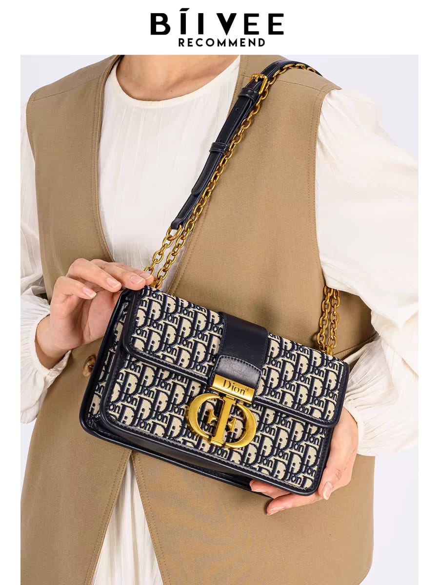 5pcs Dior Oblique Canvas and Leather 30 Montaigne Shoulder Bag(below price is 5pcs)