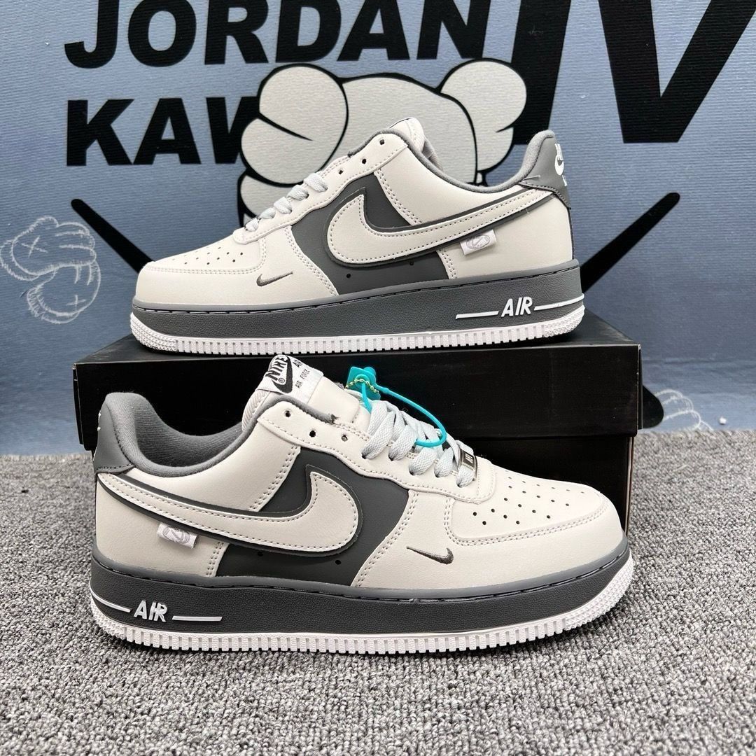 10 pairs mixed sizes and colors,  sizes from 36 to 45) Airforce 1(below price is 10pairs)