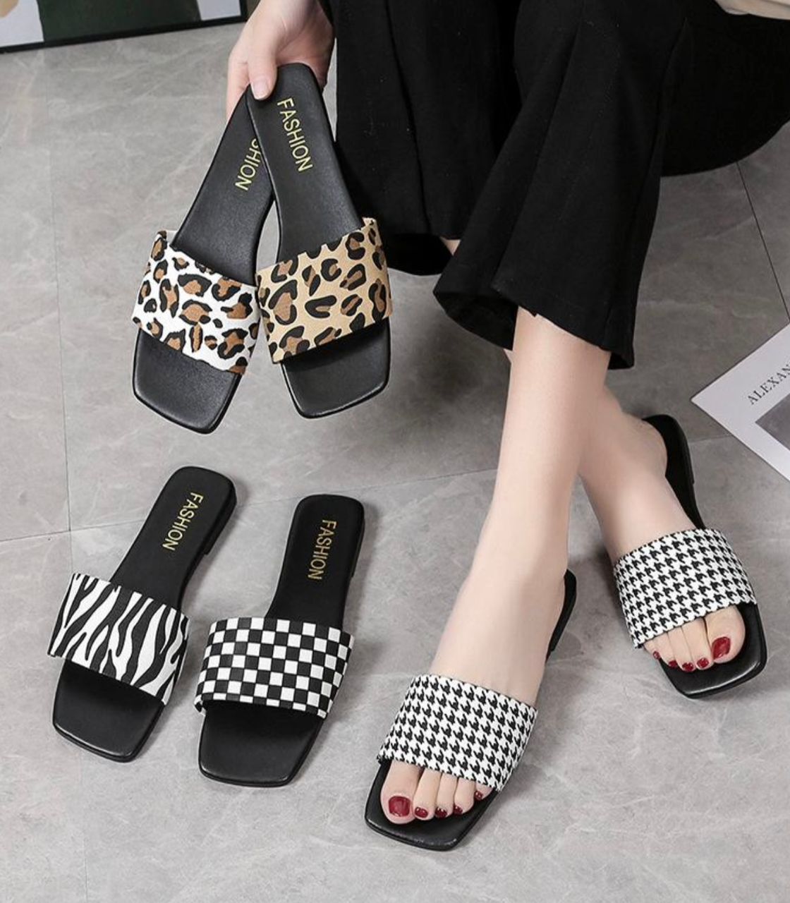 60pairs Mixed color ladies Sandals(Below price is for 60pairs)